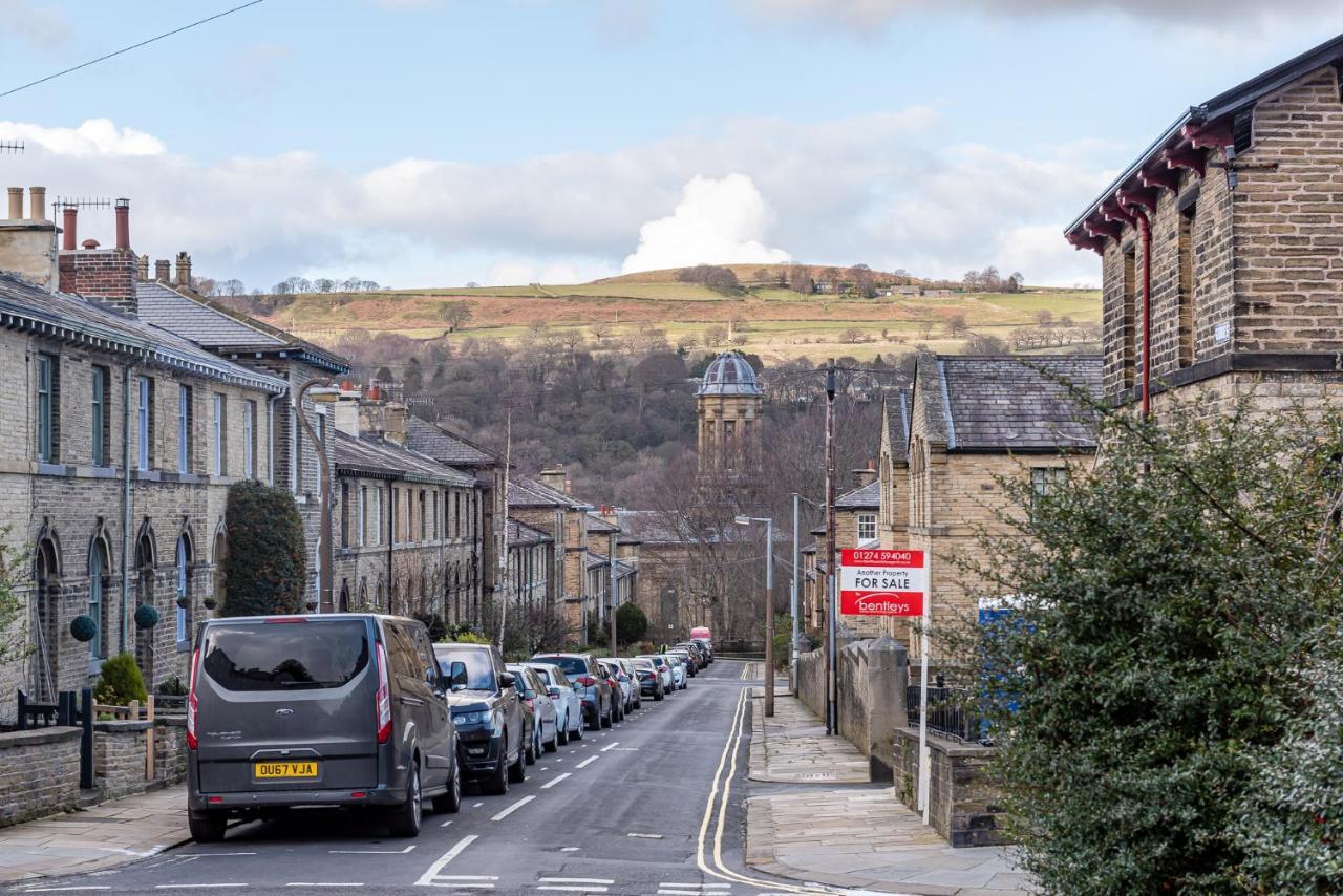 Riverside Balcony Apartment With Parking Just Minutes To Saltaire Shipley (West Yorkshire) Exterior foto