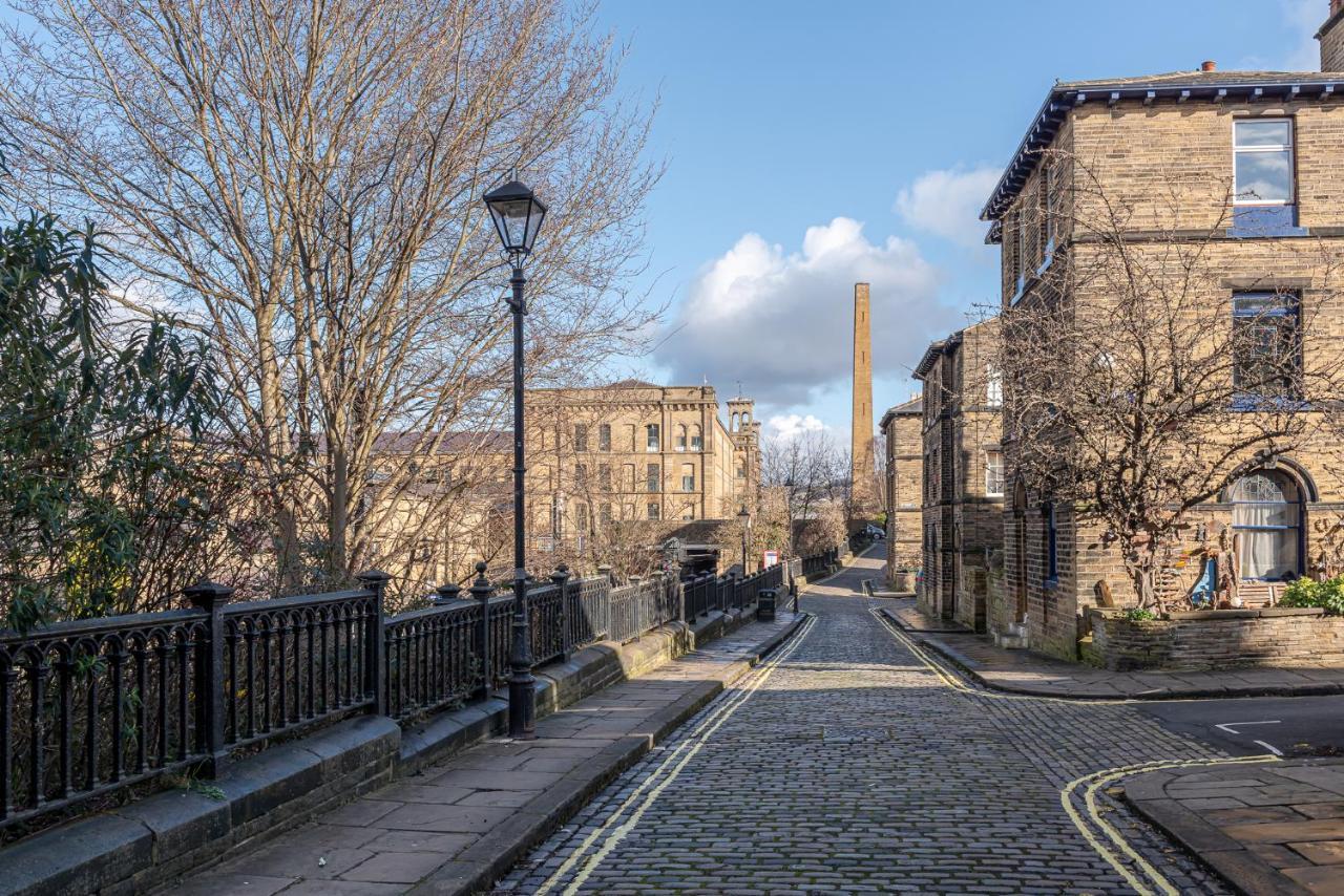 Riverside Balcony Apartment With Parking Just Minutes To Saltaire Shipley (West Yorkshire) Exterior foto